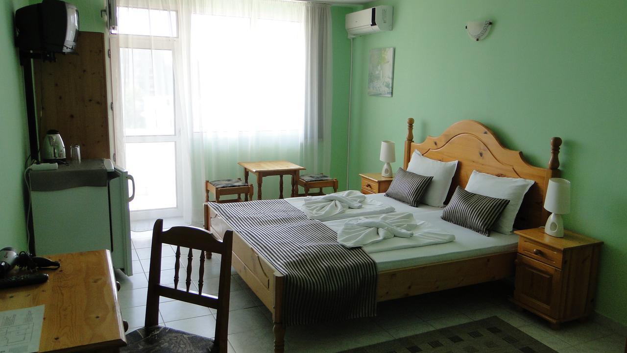 Stemak Hotel Поморіє Екстер'єр фото